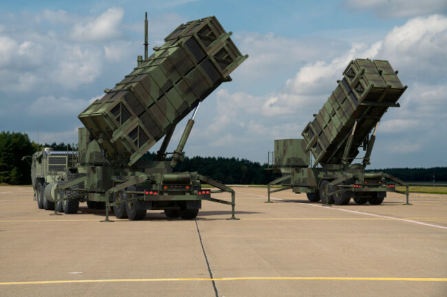 mim-104-patriot-american-surface-to-air-missile-system-developed-by-raytheon-to-protect-strategic-targets