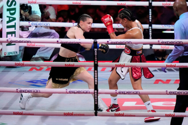irelands-katie-taylor-left-punches-puerto-ricos-amanda-serrano-during-the-first-round-of-a-super-lightweight-championship-boxing-match-friday-july-11-2025-in-new-york-ap-photofrank-franklin