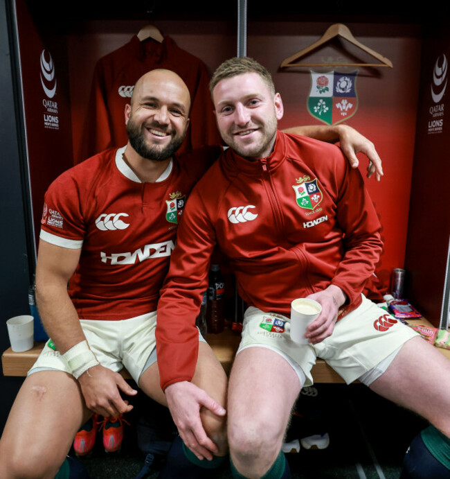 jamison-gibson-park-and-finn-russell-celebrate-after-the-game
