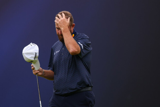 shane-lowry-dejected-after-finishing-his-round