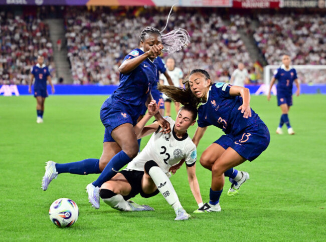 basel-switzerland-19th-july-2025-soccer-women-european-championship-france-germany-final-round-quarter-finals-germanys-jule-brand-m-against-frances-kadidiatou-diani-l-and-frances-se