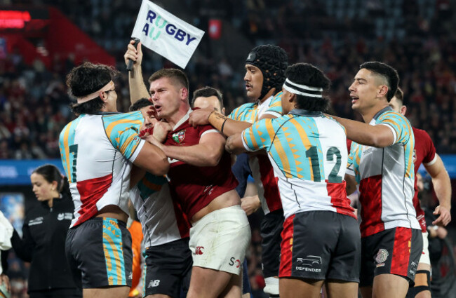 owen-farrell-clashes-with-charlie-gamble