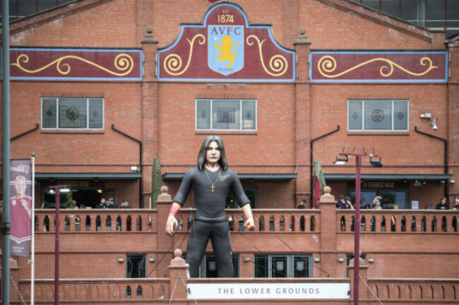 villa-park-aston-birmingham-july-5th-2025-a-huge-inflatable-ozzy-osbourne-outside-the-aston-villa-football-ground-metal-mania-has-taken-over-the-grounds-around-aston-villa-football-club-as-black