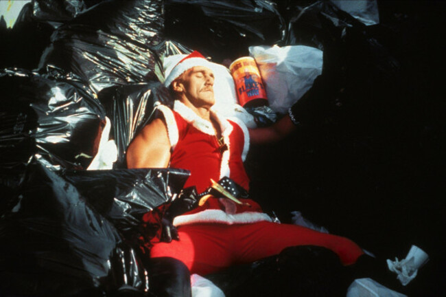 hulk-hogan-santa-with-muscles-1996