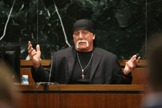 st-petersburg-florida-usa-8th-mar-2016-terry-bollea-aka-hulk-hogan-testifies-in-court-on-tuesday-during-his-trial-against-gawker-media-credit-john-pendygrafttampa-bay-timeszuma-wirealamy-l