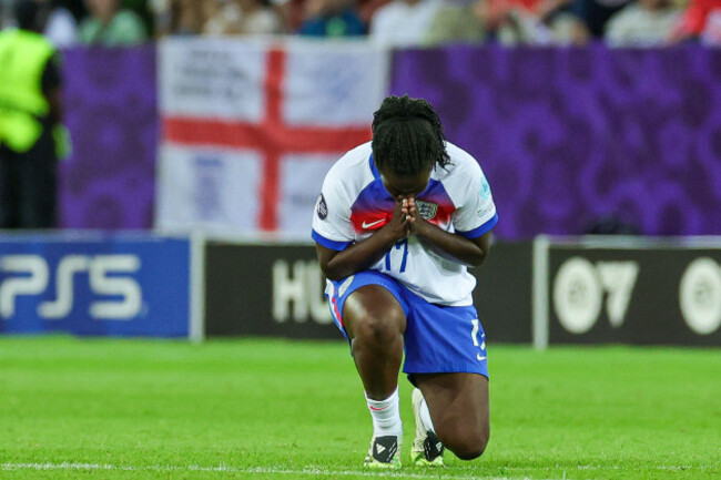 zurich-switzerland-18th-july-2025-michelle-agyemang-17-england-scores-the-goal-and-celebrates-the-goal-for-england-during-the-uefa-womens-euro-2025-quarter-final-match-between-sweden-and-england