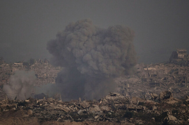 smoke-rises-to-the-sky-following-an-israeli-airstrike-in-the-northern-gaza-strip-as-seen-from-southern-israel-saturday-july-26-2025-ap-photoleo-correa