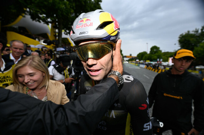 tour-de-france-2025-stage-21mantes-la-ville-to-paris-champs-elysees-wout-van-aert-for-visma-lease-a-bike-celebrates-after-winning-the-stage-in-paris