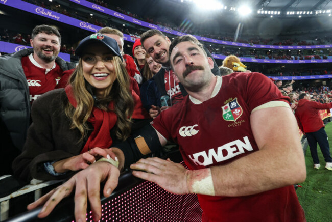jack-conan-celebrates-after-the-match-with-his-wife-ali-cunningham