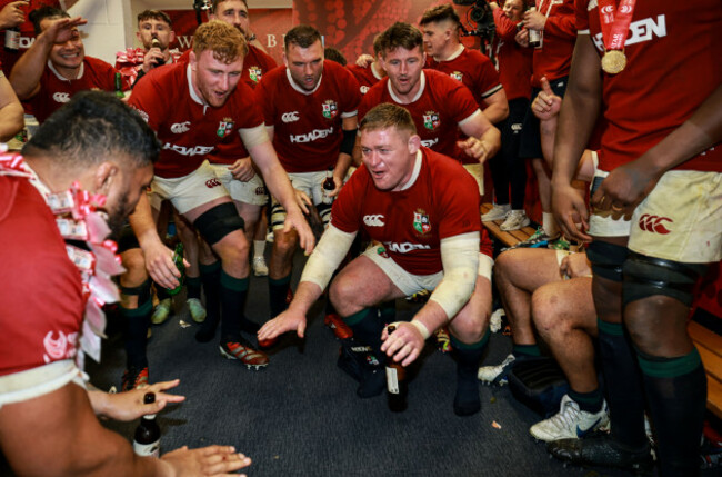 tadhg-furlong-celebrates-in-the-dressing-room-after-the-match