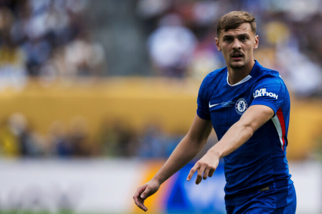 kiernan-dewsbury-hall-of-chelsea-fc-gestures-during-the-fifa-club-world-cup-final-football-match-between-chelsea-fc-and-paris-saint-germain-fc