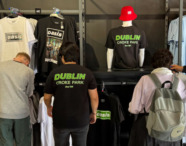 Oasis Pop Up Shop-8_90731217
