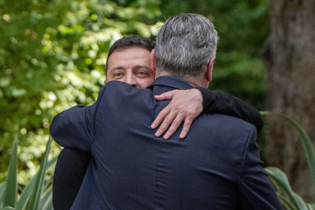 london-england-uk-14th-aug-2025-ukrainian-president-volodymyr-zelenskyy-departs-10-downing-street-in-london-after-talks-with-uk-prime-minister-keir-starmer-who-walks-with-him-to-his-car-credit