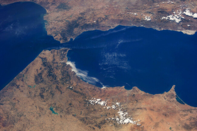 strait-of-gibraltar-23-august-2013-the-strait-of-gibraltar-where-europe-and-africa-meet-and-where-the-atlantic-ocean-waters-flow-through-the-stra