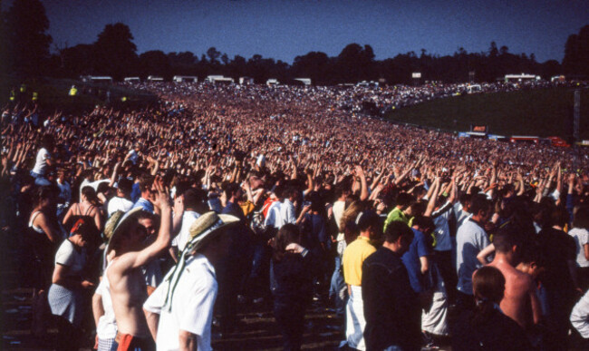 the-verve-performing-at-slane-castle-in-1998