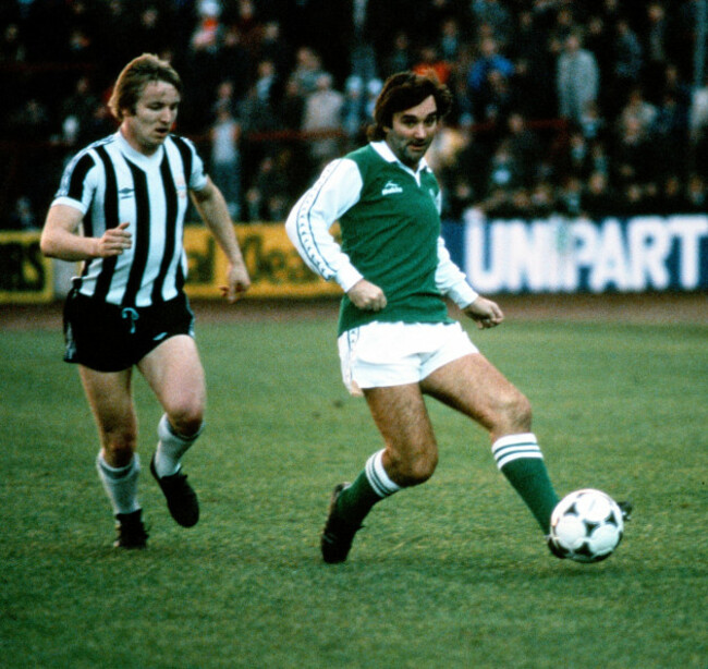 george-best-in-action-for-hibernian-24th-november-1979-local-caption-watscan-01072010