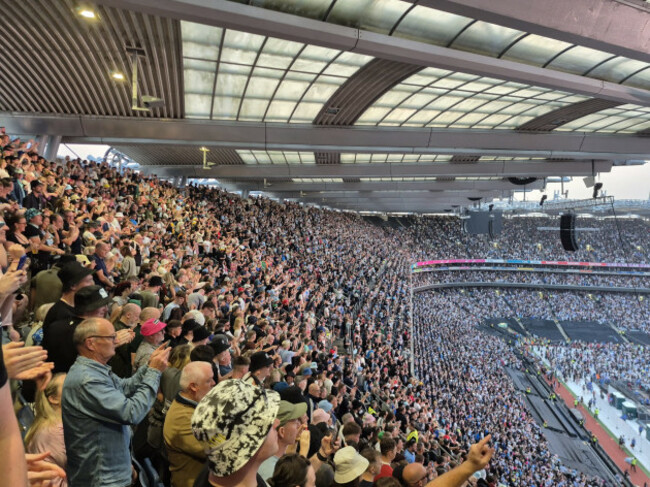 a7128ce5-aed0-4ba2-97c8-566092ca5a5a