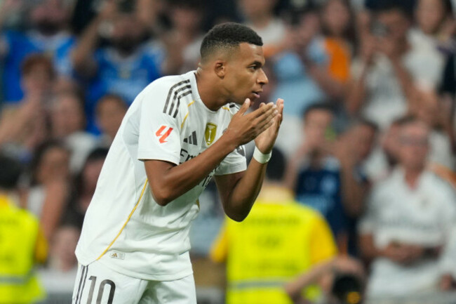 madrid-spain-19th-aug-2025-kylian-mbappe-of-real-madrid-cf-celebrates-after-scoring-the-1-0-during-the-la-liga-ea-sports-match-date-1-between-real-madrid-and-ca-osauna-played-at-santiago-bernabeu