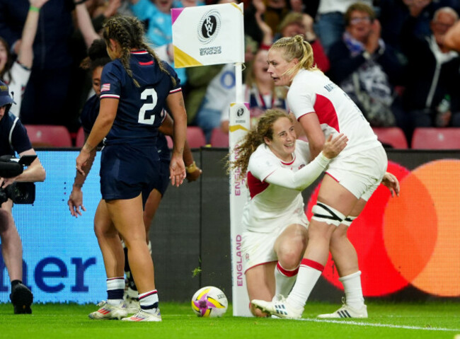 englands-abby-dow-left-celebrates-with-englands-alex-matthews-after-scoring-her-sides-fifth-try-during-the-womens-rugby-world-cup-2025-pool-a-match-at-the-stadium-of-light-sunderland-picture-da