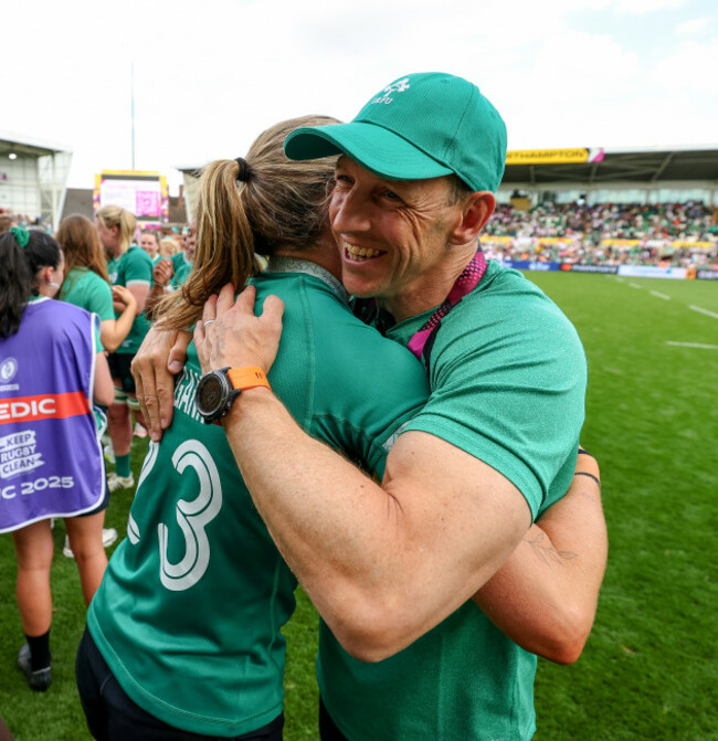 anna-mcgann-and-scott-bemand-celebrate-after-the-match