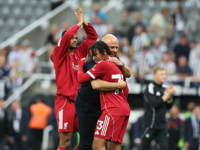 newcastle-upon-tyne-uk-25th-aug-2025-rio-ngumoha-of-liverpool-celebrates-with-manager-arne-slot-after-the-newcastle-united-vs-liverpool-premier-league-match-at-st-james-park-newcastle-upon-tyne