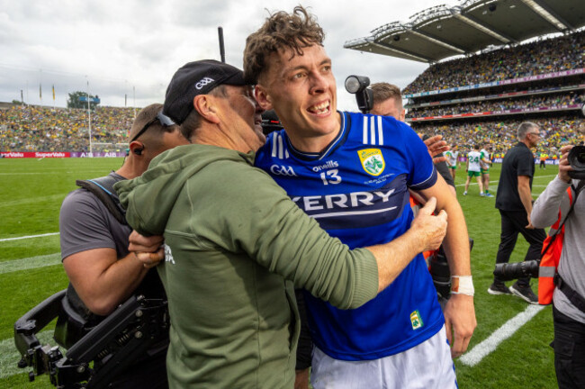 jack-oconnor-celebrates-with-david-clifford