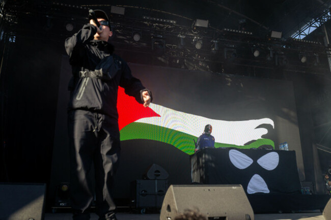a-palestine-flag-is-displayed-on-a-screen-during-the-kneecaps-concert-at-the-rock-en-seine-music-festival-a-group-of-pro-israel-protesters-attempted-to-disrupt-a-concert-by-irish-trio-kneecap-at-the