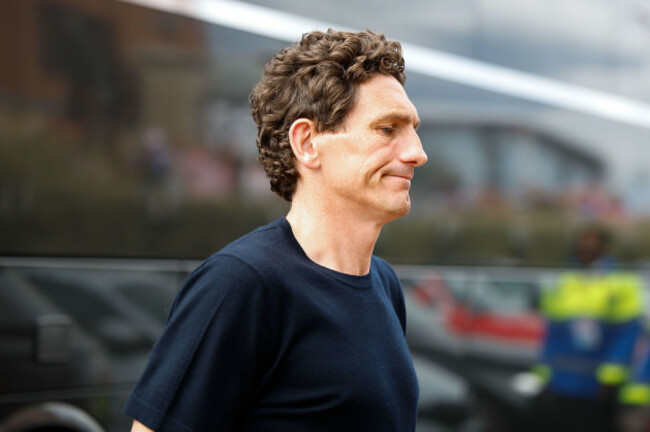 30th-august-2025-stadium-of-light-sunderland-england-premier-league-football-sunderland-versus-brentford-keith-andrews-manager-of-brentford-arriving-for-todays-game