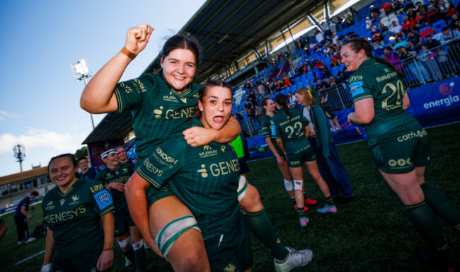jemima-adams-verling-and-hannah-coen-celebrates