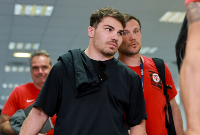 antoine-dupont-arrives