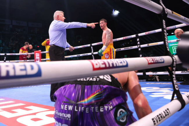 referee-marcus-mcdonnell-left-disqualifies-paddy-donovan-for-a-late-hit-on-lewis-crocker-not-pictured-in-the-welterweight-bout-at-the-sse-arena-belfast-picture-date-saturday-march-1-2025
