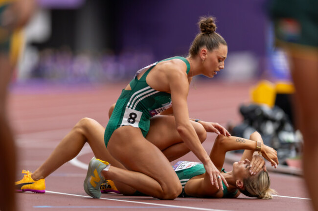 sharlene-mawdsley-and-sophie-becker-after-failing-to-qualify-for-the-final