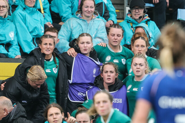 emily-lane-sadbh-mcgrath-enya-breen-brittany-hogan-anna-mcgann-and-sam-monaghan-watch-on-from-the-sidelines