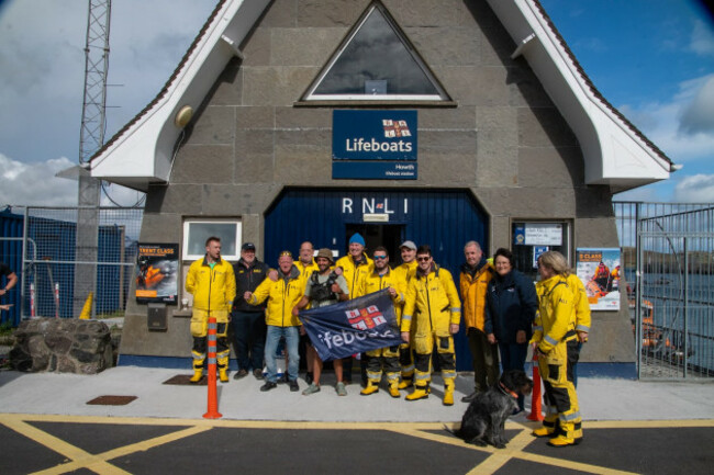 howth_rnli_welcomes_home_endurance_runner_after_epic_6-week_coastal_challenge3