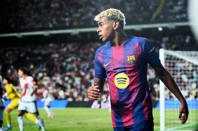 madrid-spain-31st-aug-2025-madrid-spain-august-31-lamine-yamal-of-fc-barcelona-looks-on-during-to-the-laliga-ea-sports-match-between-rayo-vallecano-and-fc-barcelona-at-campo-de-futbol-de-valle