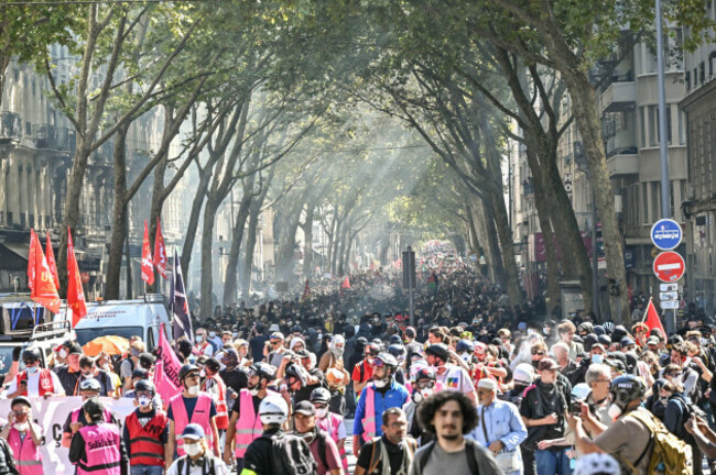 lyon-france-18th-sep-2025-demonstration-in-lyon-france-organized-by-the-inter-union-coalition-to-oppose-francois-bayrous-2026-budget-and-in-particular-the-elimination-of-two-public-holidays-o
