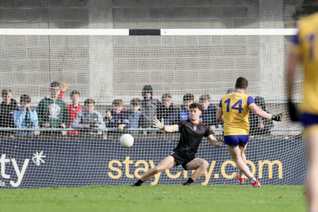 keelan-sexton-scores-a-penalty-goal