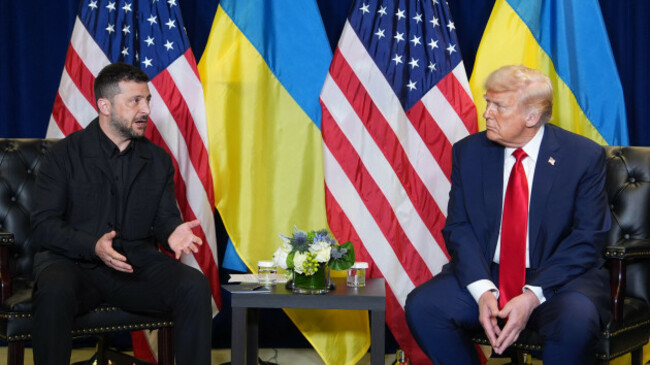 president-donald-trump-meets-with-ukrainian-president-volodymyr-zelenskyy-during-the-united-nations-general-assembly-tuesday-sept-23-2025-in-new-york-ap-photoevan-vucci