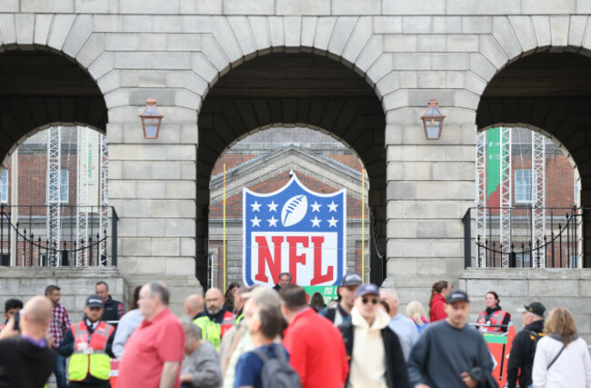 Dublin NFL-10_90734861