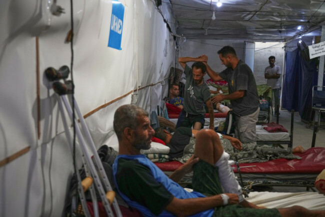 patients-receive-care-at-a-field-hospital-run-by-the-british-humanitarian-medical-ngo-uk-med-in-muwasi-near-khan-younis-southern-gaza-strip-saturday-sept-27-2025-ap-photojehad-alshrafi