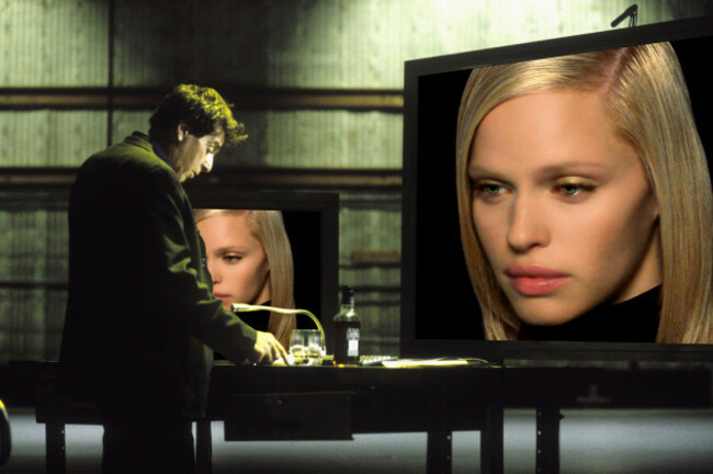 al-pacino-rachel-roberts-s1m0ne-2002