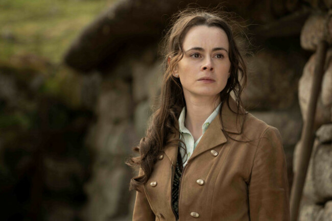 Baite-Eleanor O'Brien as Peggy Casey