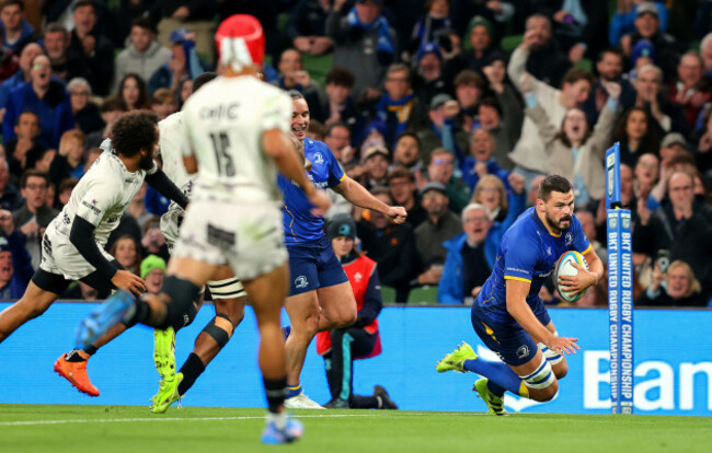 max-deegan-scores-a-try