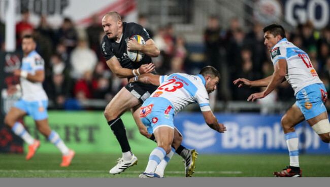 jacob-stockdale-is-tackled-by-willie-le-roux