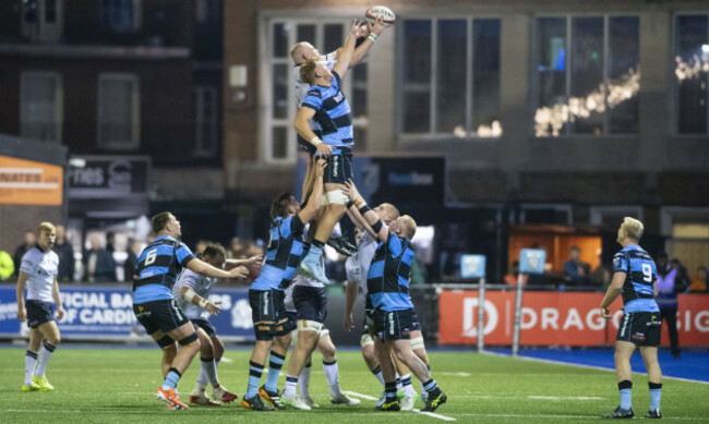 joe-joyce-wins-a-lineout