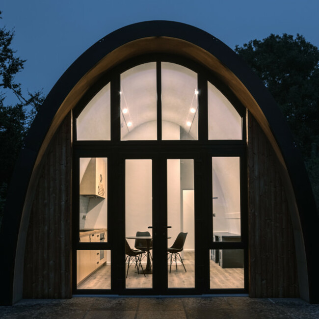 Aviator Lodge Exterior - S41