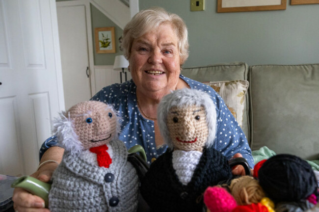 susan-banks-with-her-catherine-connolly-tea-cosy-for-aras-25