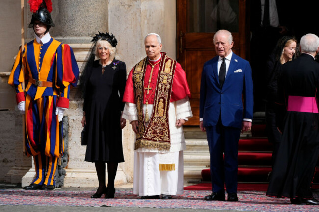 king-charles-iii-and-queen-camilla-with-pope-leo-xiv-the-san-damaso-courtyard-in-st-peters-square-after-attending-the-ecumenical-service-in-the-sistien-chapel-in-vatican-city-during-the-state-visi
