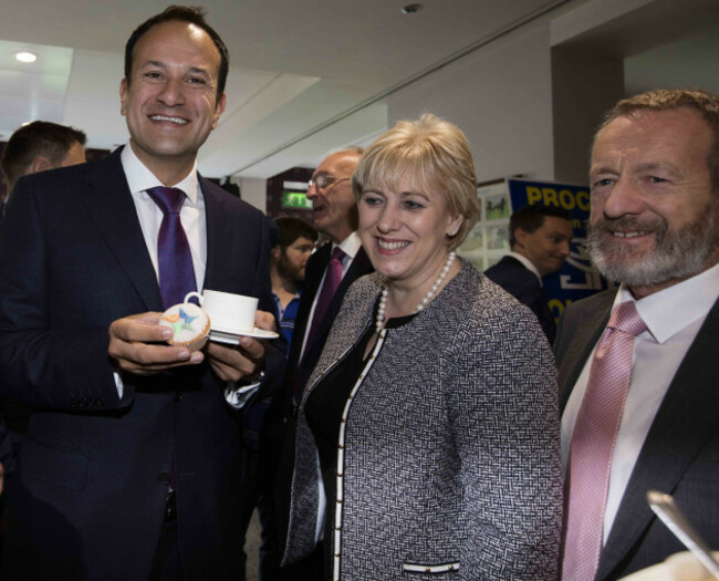 LR FINE GAEL THINK IN 758A2869_90523232