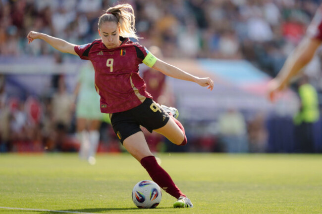 sion-switzerland-03rd-july-2025-sion-july-3rd-2025-belgiums-tessa-wullaert-shooting-towards-the-italian-goal-during-the-womens-euro-football-match-between-belgium-and-italy-in-sion-switzerland